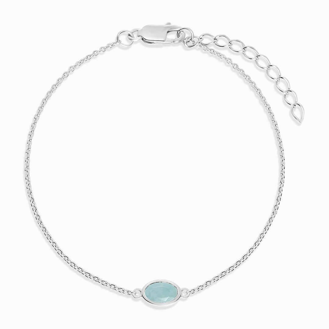 Silberarmband mit blauem Aquamarinstein. Armband mit dem Geburtsstein März Aquamarin.